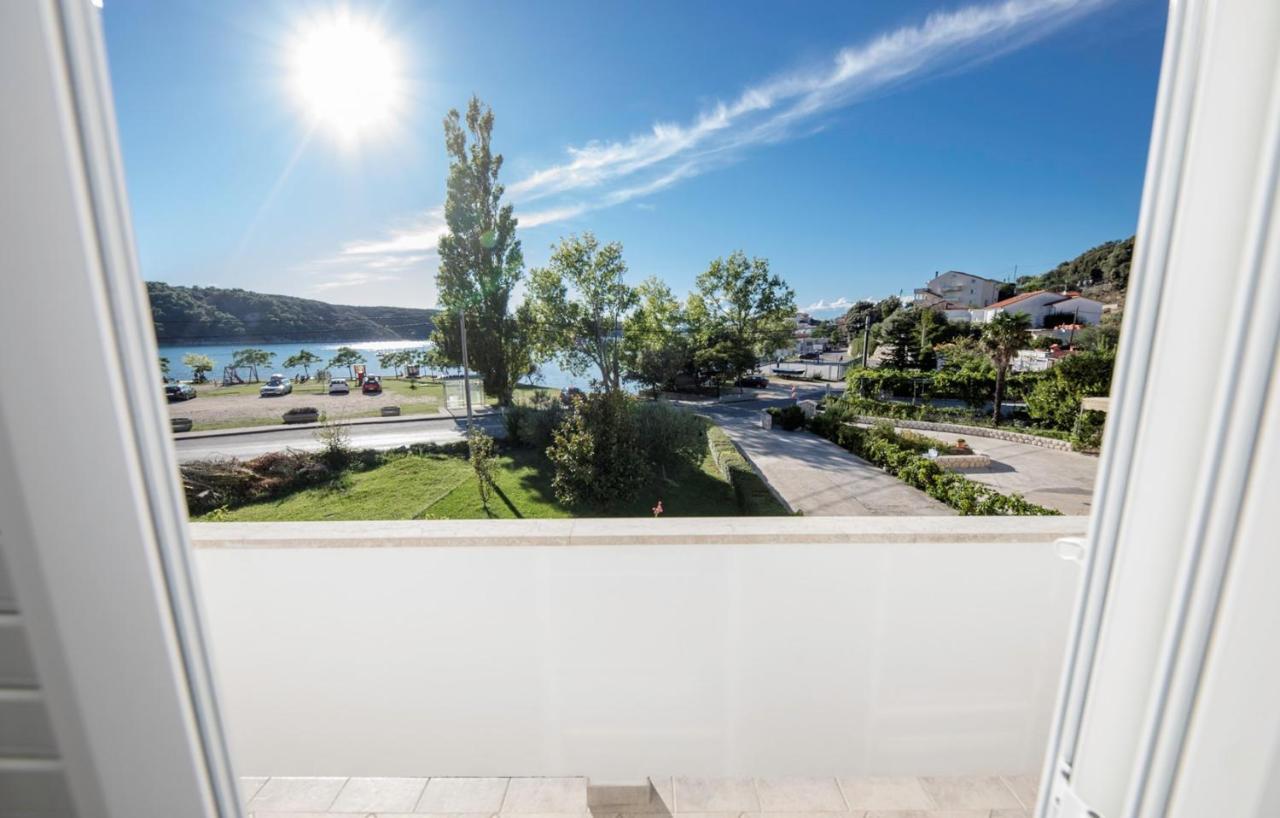 Apartments Stanicic Kampor Екстер'єр фото